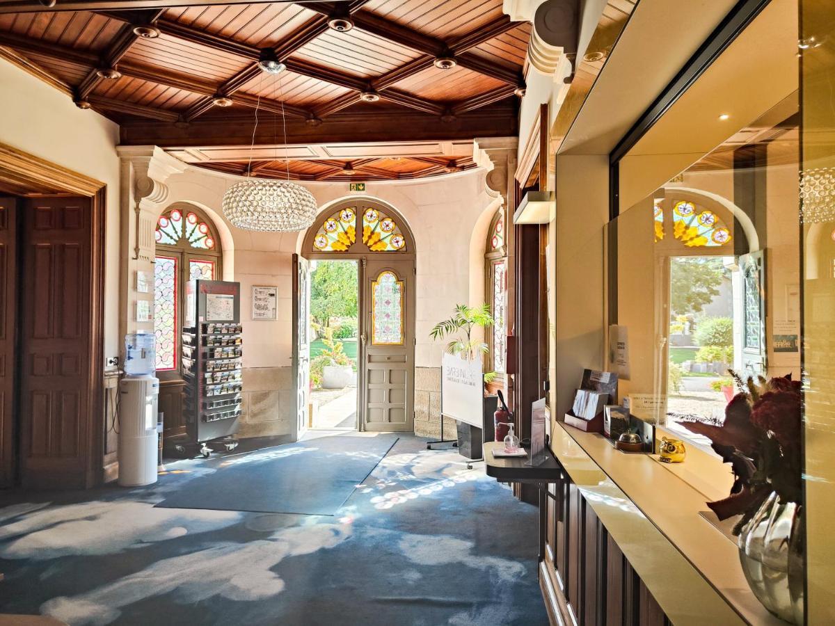 Hotel Chateau De La Barbiniere Сен-Лоран-сюр-Севр Экстерьер фото